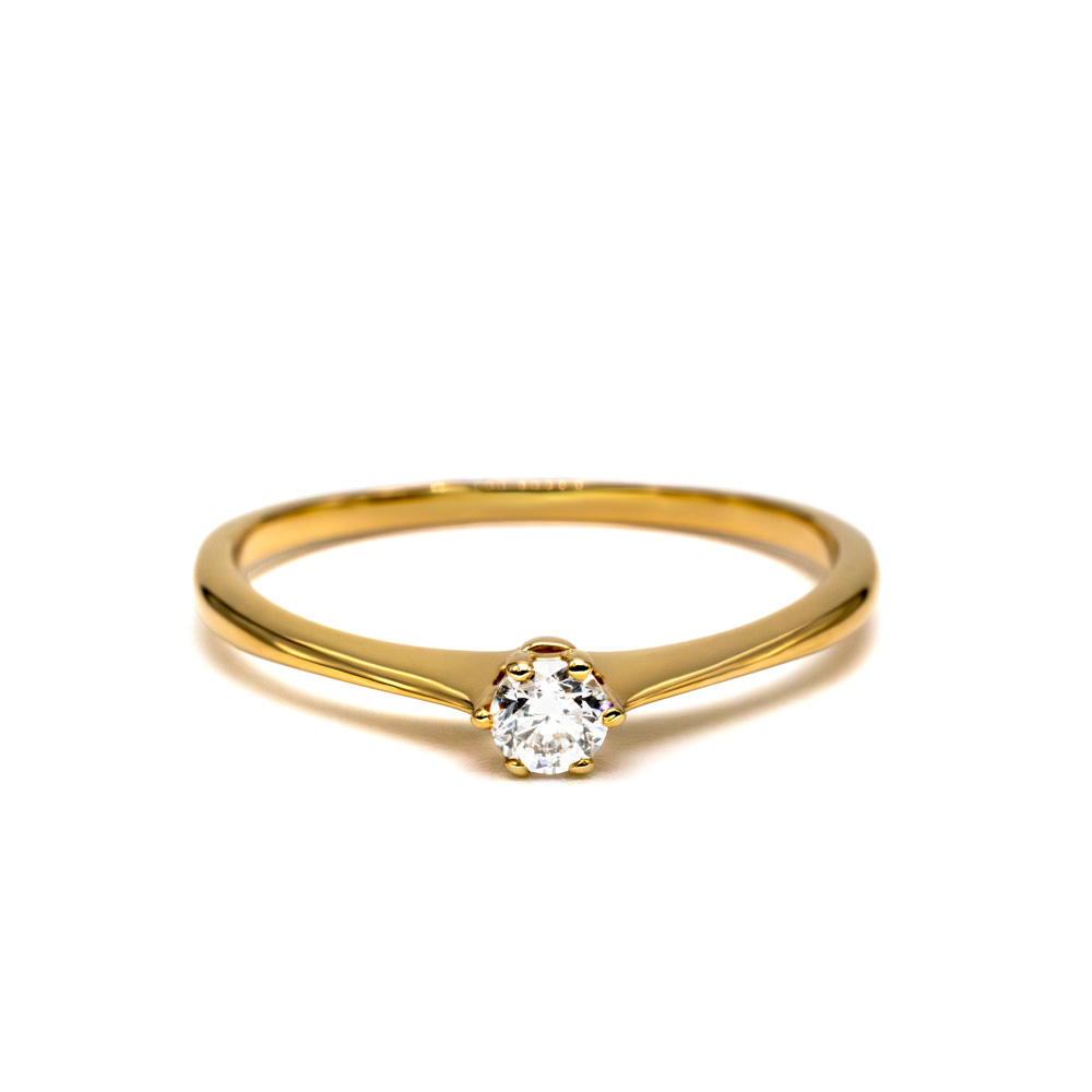 Petrals Violaine sárga arany szoliter gyűrű hatkaros foglalatban kerek briliáns gyémánttal.