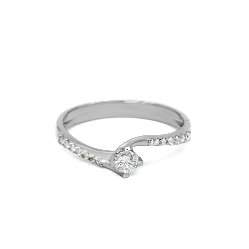 Petrals fehérarany aszimmetrikus hullámos gyűrű központi briliáns gyémánttal és pavé díszítéssel