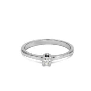 Petrals fehérarany szoliter gyűrű négykarmos foglalattal, briliáns gyémánttal, letisztult klasszikus dizájnban