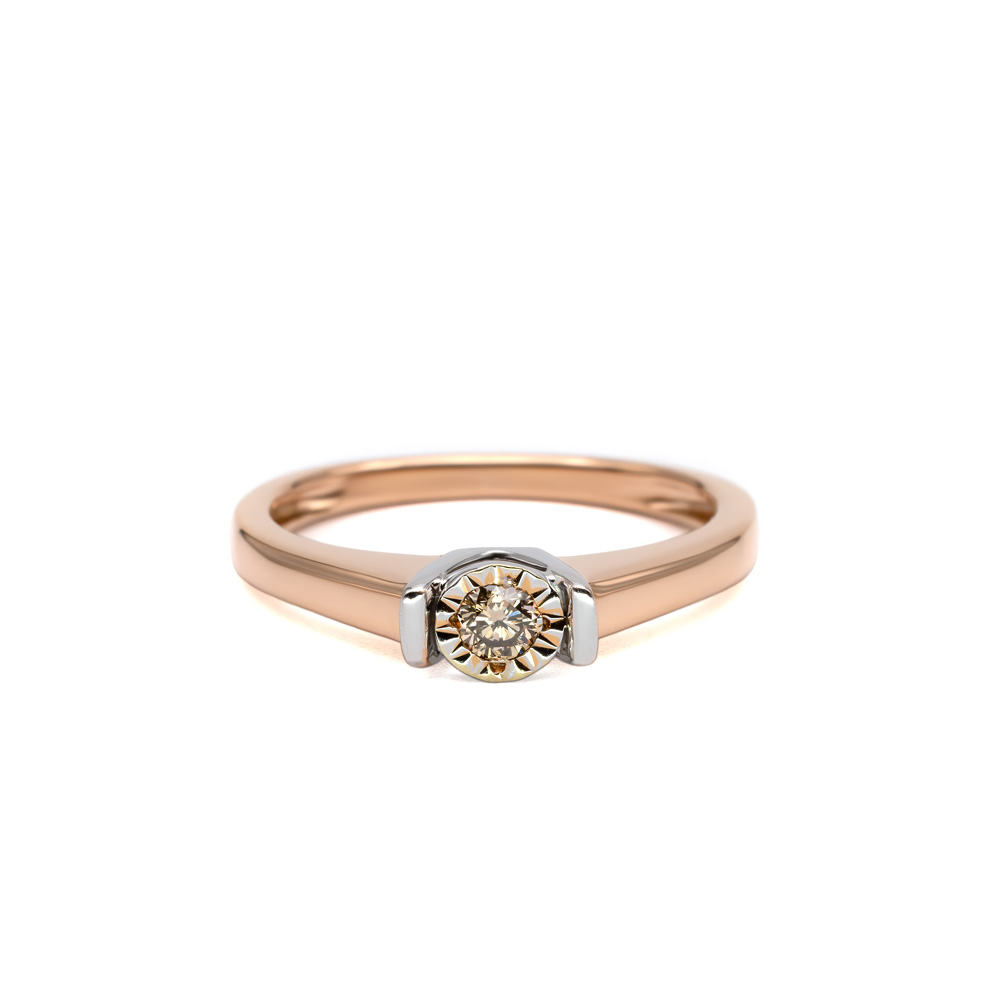 Petrals rozéarany solitair gyűrű barna gyémánttal napkorong formájú fehérarany foglalatban, elegáns termékfotó fehér háttérrel ​