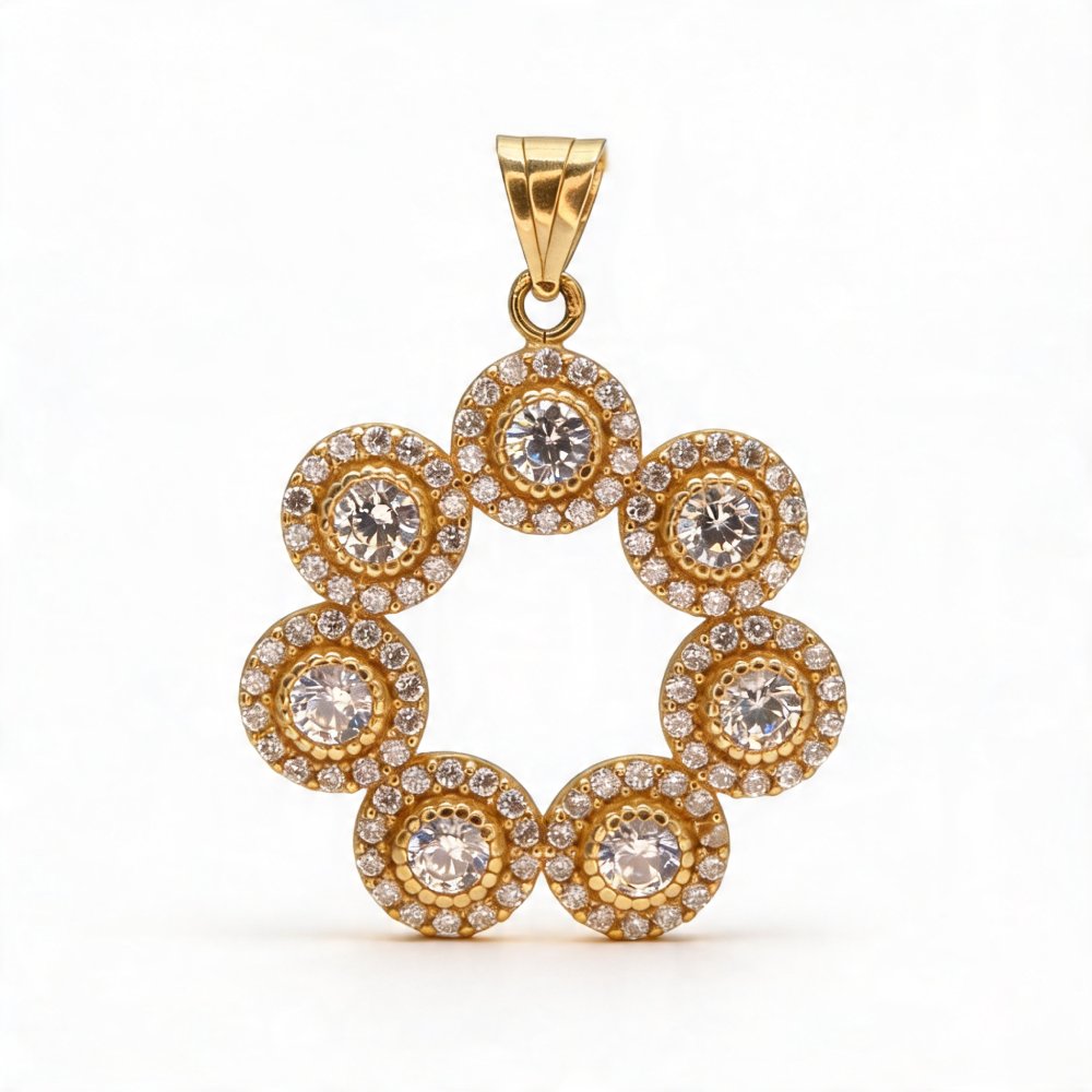14 karátos sárga arany halo medál briliáns csiszolású cirkónia kövekkel